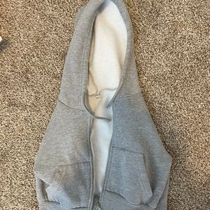 grey zip up cropped hoodie